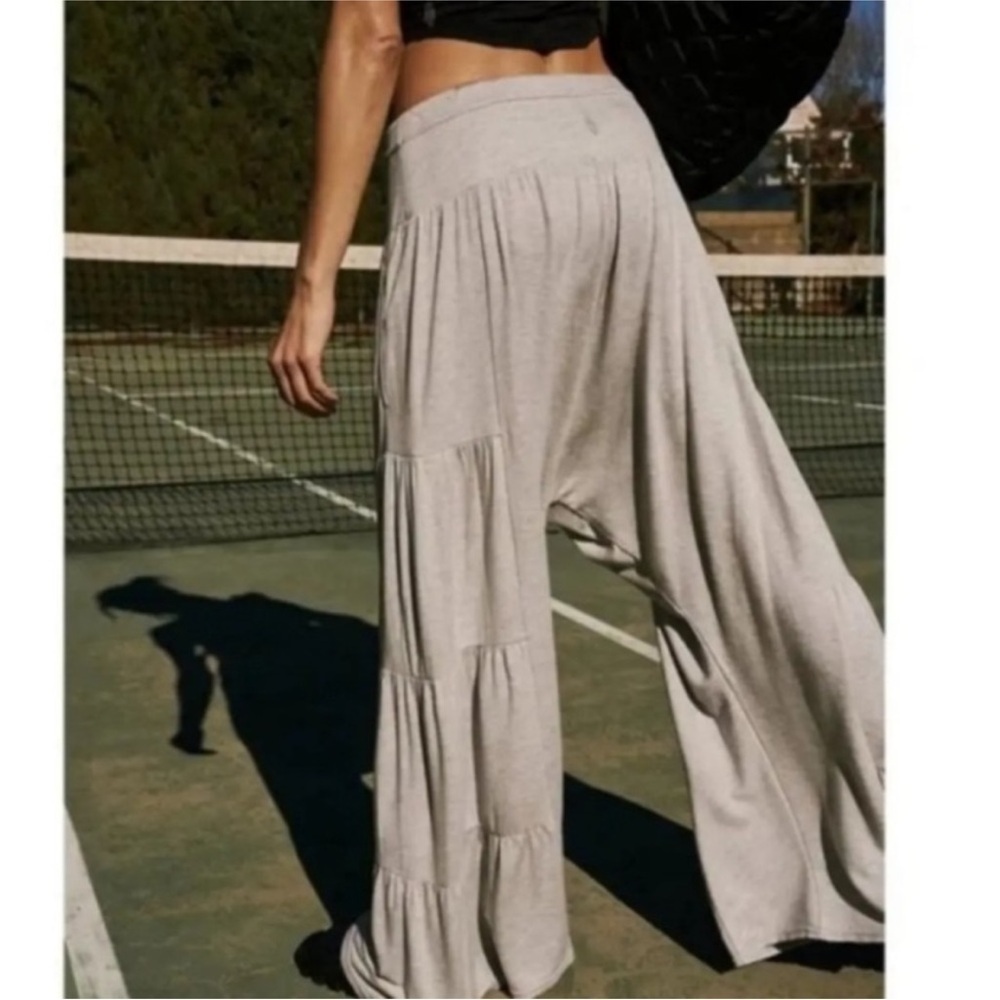 Free People- NWOT Stay Low Harem Pants in Heathered Grey